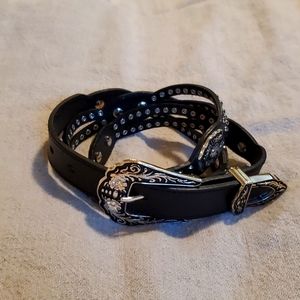 UNUSED NOCONA BLACK LEATHER AND SILVER WESTERN BELT SZ 40